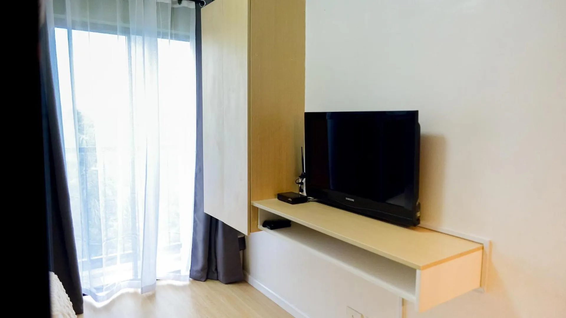 Bunk And Brew- Condo In The Heart Of The City Davao City 0*,  필리핀